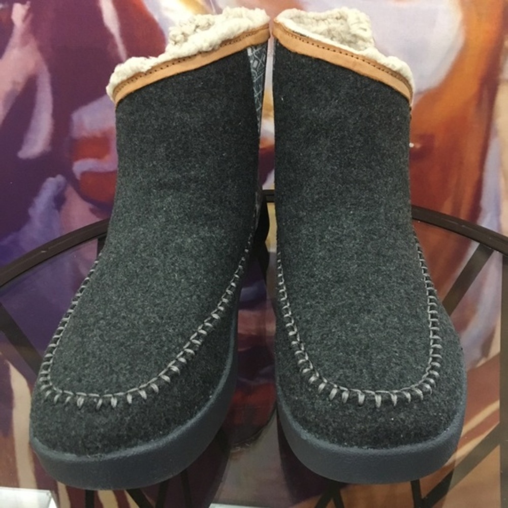 Sanuk Womens Nice Bootah Ojai Charcoal Grey Bootie - Picture 2 of 6